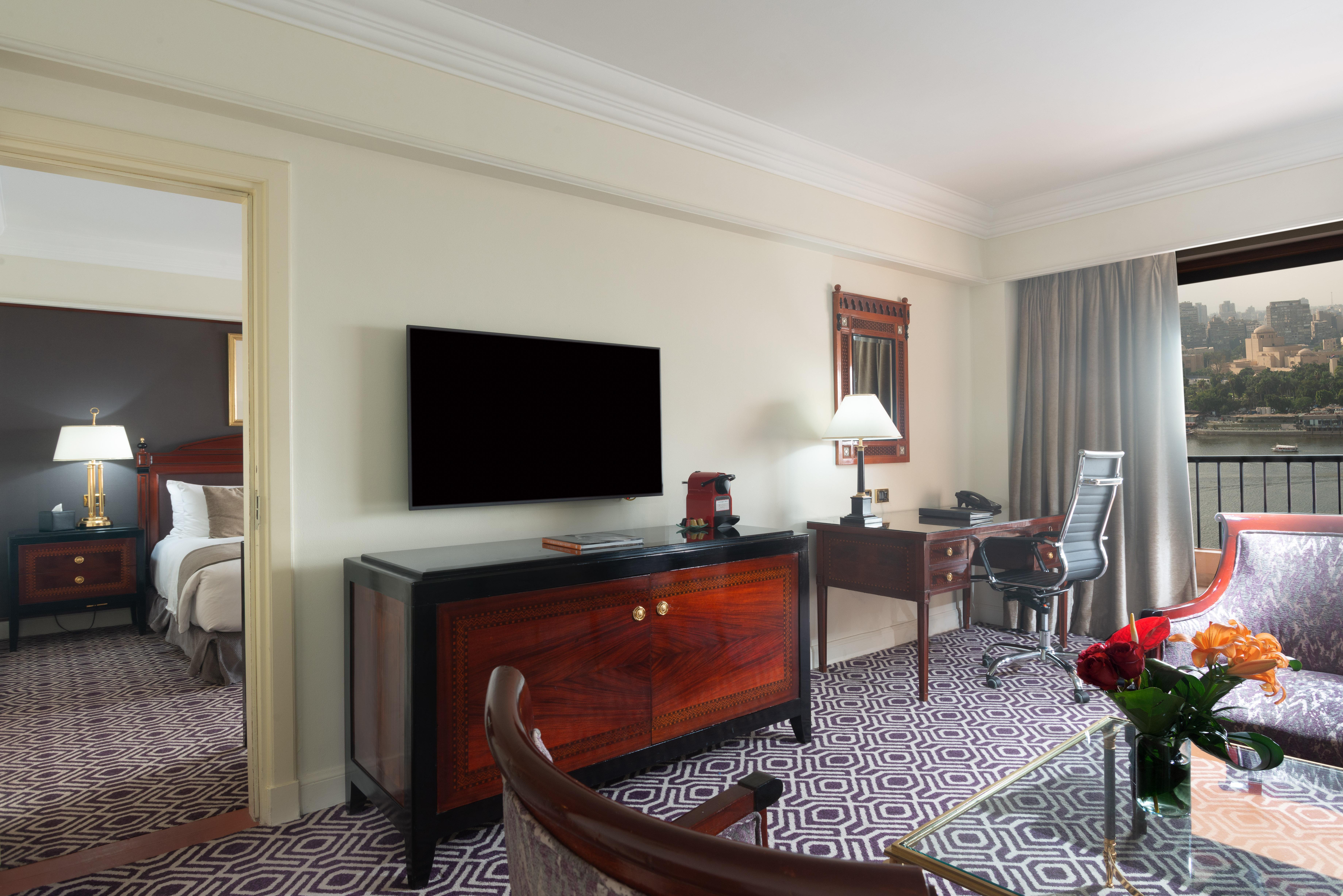 Hotel Intercontinental Cairo Semiramis By Ihg Exterior foto A suite at the Four Seasons Hotel, Cairo